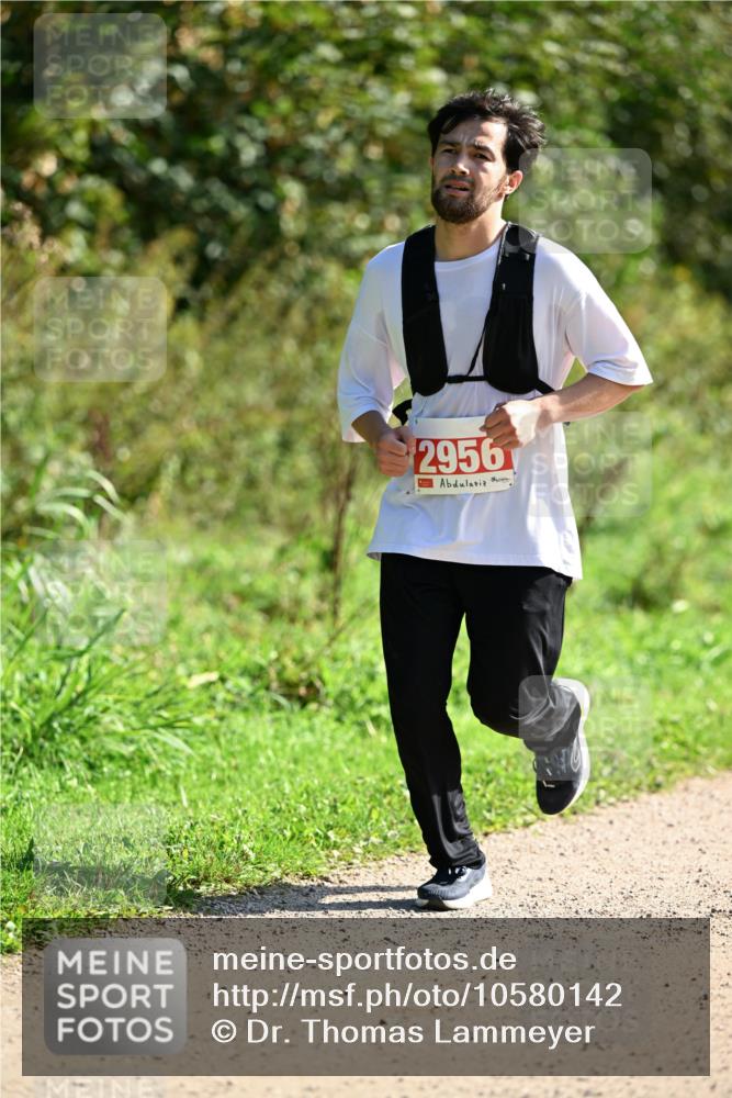 27.09.2026 - 35. Volkslauf durch das schöne Alstertal Dr. Thomas Lammeyer http://msf.ph/oto/10580142 27.09.2026 12:13:10 Laufen 2956 meine-sportfotos.de
