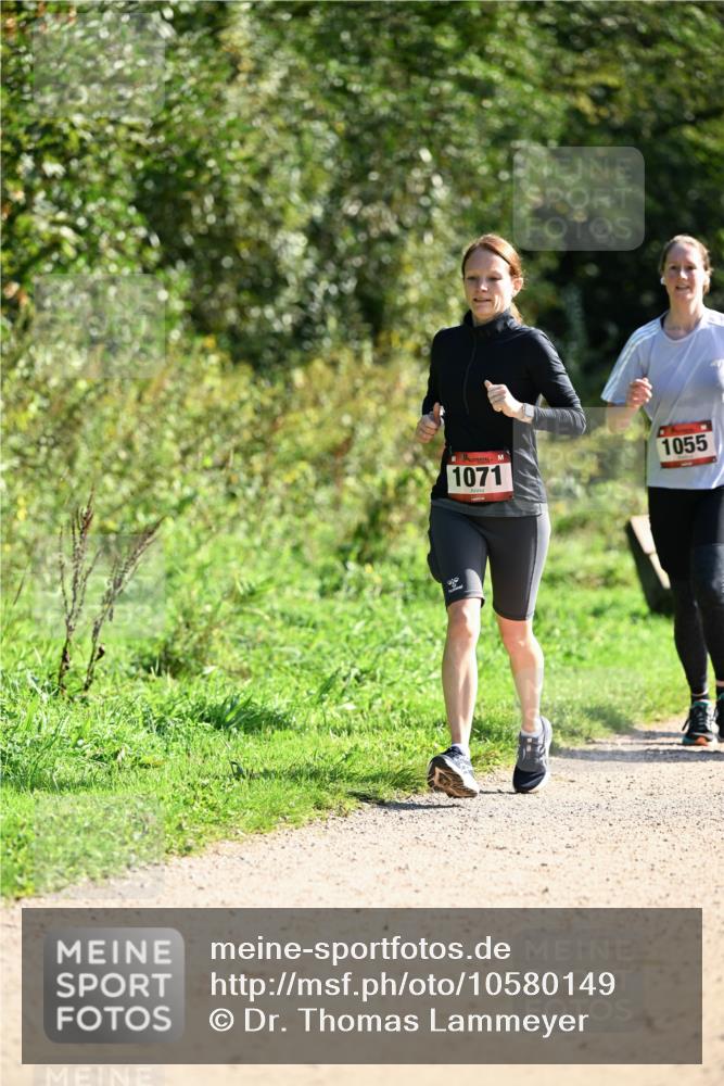 27.09.2026 - 35. Volkslauf durch das schöne Alstertal Dr. Thomas Lammeyer http://msf.ph/oto/10580149 27.09.2026 12:13:17 Laufen 1071, 1055 meine-sportfotos.de