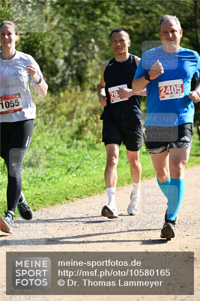 27.09.2026 - 35. Volkslauf durch das schöne Alstertal Dr. Thomas Lammeyer http://msf.ph/oto/10580165 27.09.2026 12:13:19 Laufen 1055, 29, 2405 meine-sportfotos.de