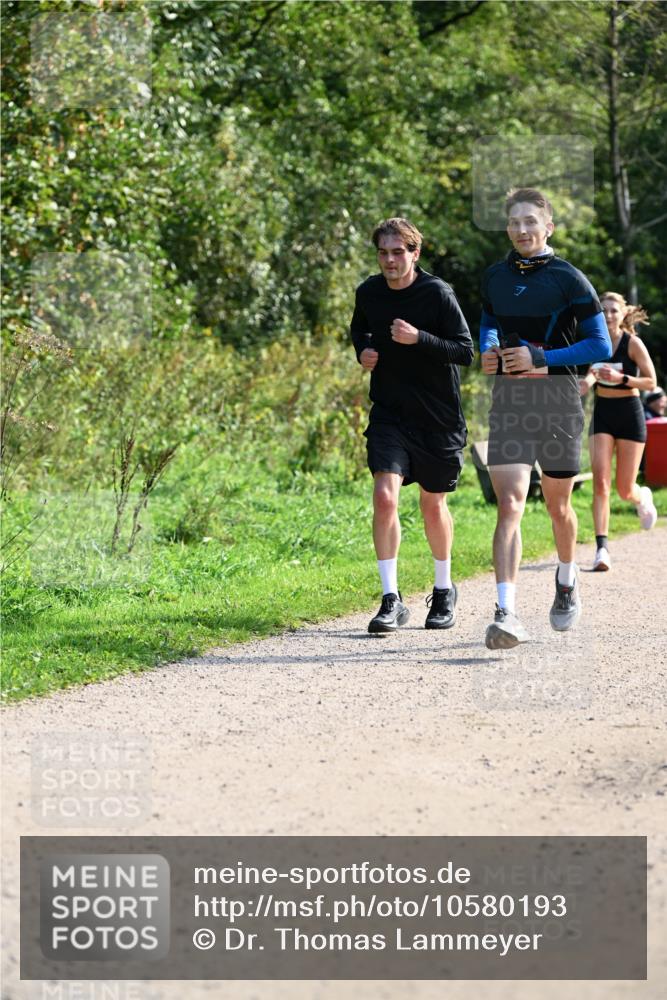 27.09.2026 - 35. Volkslauf durch das schöne Alstertal Dr. Thomas Lammeyer http://msf.ph/oto/10580193 27.09.2026 12:13:26 Laufen  meine-sportfotos.de