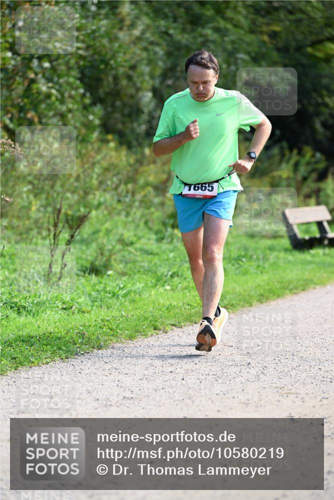 27.09.2026 - 35. Volkslauf durch das schöne Alstertal Dr. Thomas Lammeyer http://msf.ph/oto/10580219 27.09.2026 12:13:36 Laufen 1665 meine-sportfotos.de