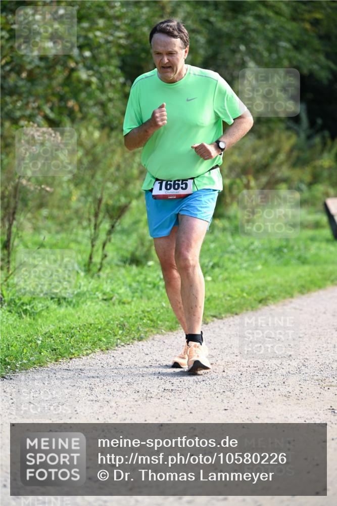 27.09.2026 - 35. Volkslauf durch das schöne Alstertal Dr. Thomas Lammeyer http://msf.ph/oto/10580226 27.09.2026 12:13:36 Laufen 1665 meine-sportfotos.de