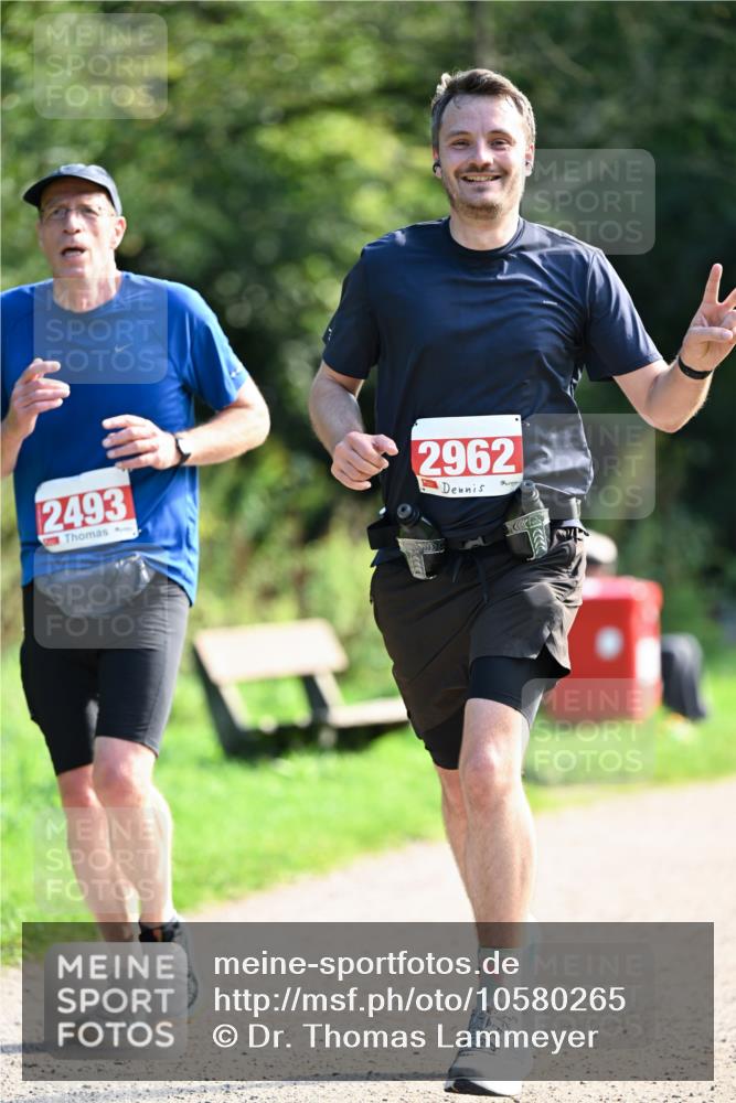 27.09.2026 - 35. Volkslauf durch das schöne Alstertal Dr. Thomas Lammeyer http://msf.ph/oto/10580265 27.09.2026 12:14:03 Laufen 2493, 2962 meine-sportfotos.de