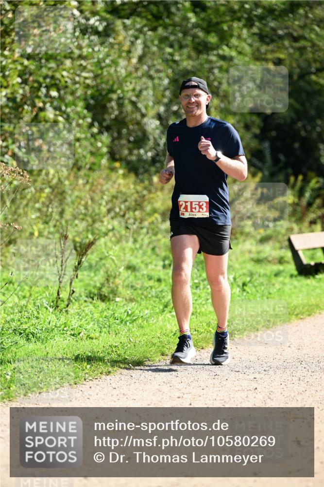 27.09.2026 - 35. Volkslauf durch das schöne Alstertal Dr. Thomas Lammeyer http://msf.ph/oto/10580269 27.09.2026 12:14:23 Laufen 2153 meine-sportfotos.de