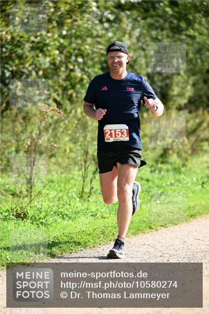 27.09.2026 - 35. Volkslauf durch das schöne Alstertal Dr. Thomas Lammeyer http://msf.ph/oto/10580274 27.09.2026 12:14:24 Laufen 2153, 11 meine-sportfotos.de