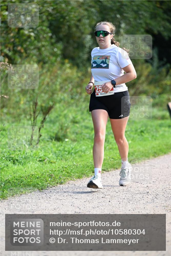 27.09.2026 - 35. Volkslauf durch das schöne Alstertal Dr. Thomas Lammeyer http://msf.ph/oto/10580304 27.09.2026 12:14:43 Laufen 2019, 2016, 25 meine-sportfotos.de