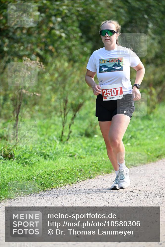 27.09.2026 - 35. Volkslauf durch das schöne Alstertal Dr. Thomas Lammeyer http://msf.ph/oto/10580306 27.09.2026 12:14:43 Laufen 2018, 2016, 2507, 1 meine-sportfotos.de