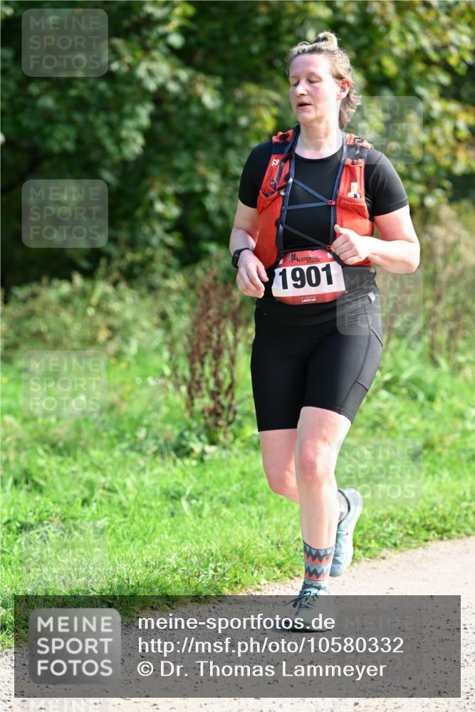 27.09.2026 - 35. Volkslauf durch das schöne Alstertal Dr. Thomas Lammeyer http://msf.ph/oto/10580332 27.09.2026 12:14:51 Laufen 1901 meine-sportfotos.de