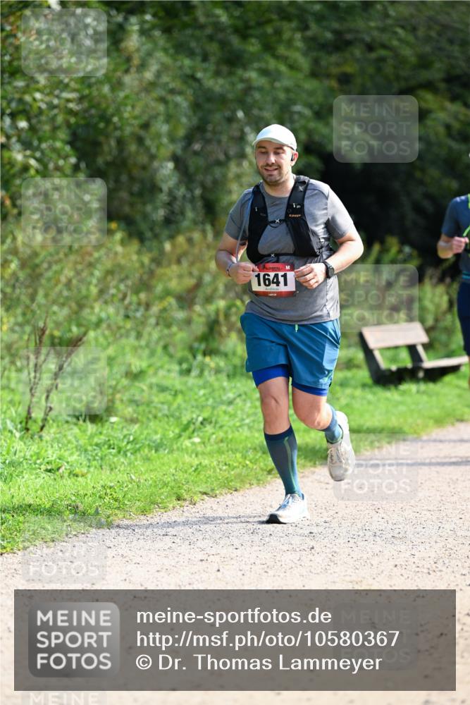 27.09.2026 - 35. Volkslauf durch das schöne Alstertal Dr. Thomas Lammeyer http://msf.ph/oto/10580367 27.09.2026 12:15:02 Laufen 1641 meine-sportfotos.de