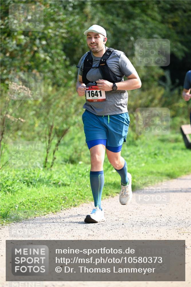 27.09.2026 - 35. Volkslauf durch das schöne Alstertal Dr. Thomas Lammeyer http://msf.ph/oto/10580373 27.09.2026 12:15:02 Laufen 1641 meine-sportfotos.de