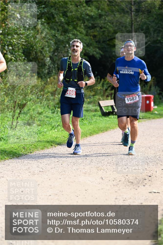 27.09.2026 - 35. Volkslauf durch das schöne Alstertal Dr. Thomas Lammeyer http://msf.ph/oto/10580374 27.09.2026 12:15:03 Laufen 498, 1587 meine-sportfotos.de