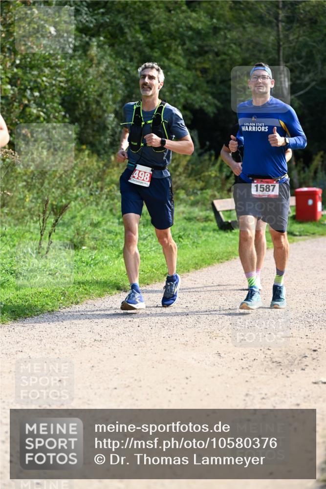27.09.2026 - 35. Volkslauf durch das schöne Alstertal Dr. Thomas Lammeyer http://msf.ph/oto/10580376 27.09.2026 12:15:03 Laufen 498, 1587 meine-sportfotos.de
