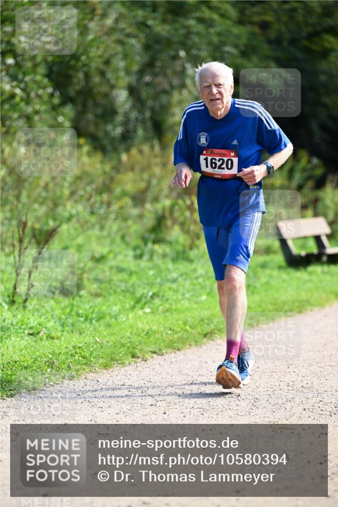 27.09.2026 - 35. Volkslauf durch das schöne Alstertal Dr. Thomas Lammeyer http://msf.ph/oto/10580394 27.09.2026 12:15:16 Laufen 1620 meine-sportfotos.de