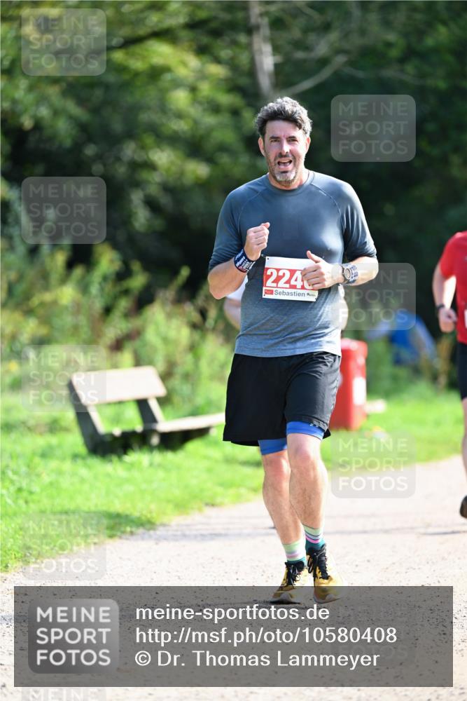 27.09.2026 - 35. Volkslauf durch das schöne Alstertal Dr. Thomas Lammeyer http://msf.ph/oto/10580408 27.09.2026 12:15:32 Laufen 224 meine-sportfotos.de