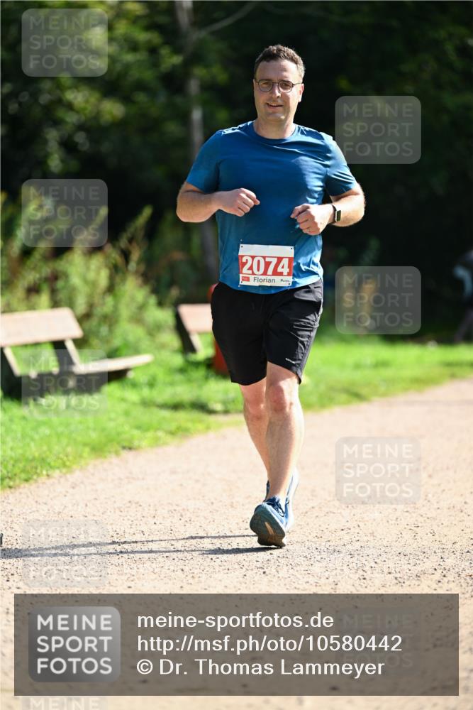 27.09.2026 - 35. Volkslauf durch das schöne Alstertal Dr. Thomas Lammeyer http://msf.ph/oto/10580442 27.09.2026 12:15:47 Laufen 2074 meine-sportfotos.de