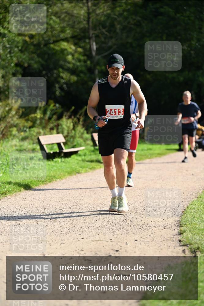 27.09.2026 - 35. Volkslauf durch das schöne Alstertal Dr. Thomas Lammeyer http://msf.ph/oto/10580457 27.09.2026 12:15:53 Laufen 2413 meine-sportfotos.de