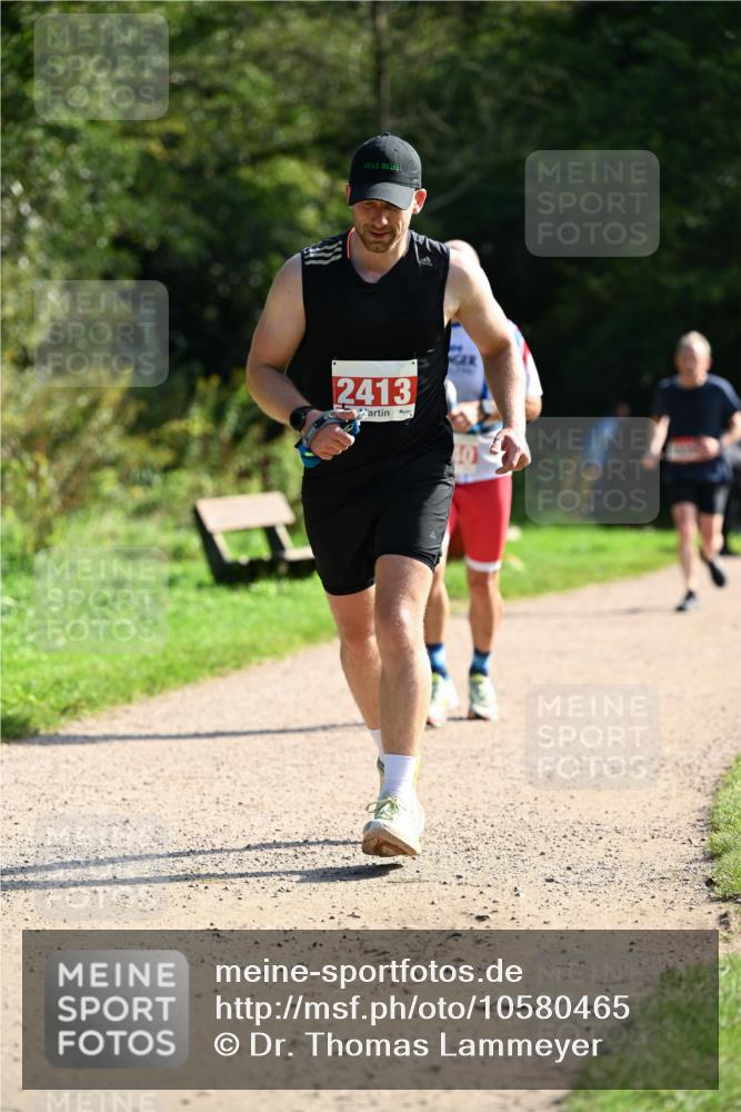 27.09.2026 - 35. Volkslauf durch das schöne Alstertal Dr. Thomas Lammeyer http://msf.ph/oto/10580465 27.09.2026 12:15:54 Laufen 2413, 40 meine-sportfotos.de