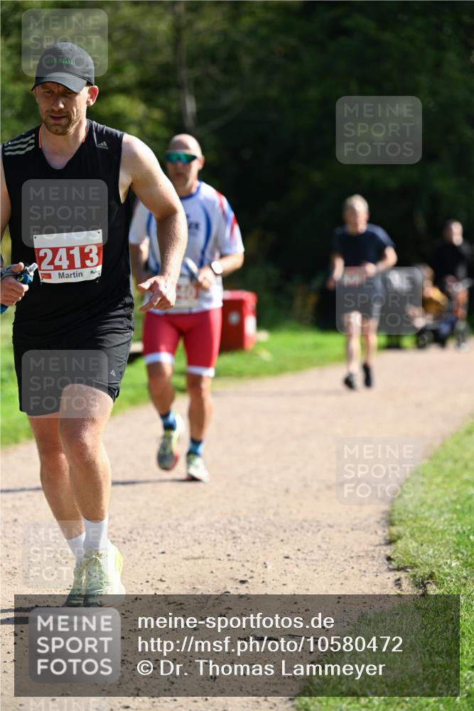 27.09.2026 - 35. Volkslauf durch das schöne Alstertal Dr. Thomas Lammeyer http://msf.ph/oto/10580472 27.09.2026 12:15:54 Laufen 2413 meine-sportfotos.de