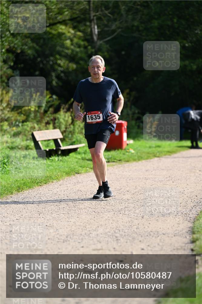 27.09.2026 - 35. Volkslauf durch das schöne Alstertal Dr. Thomas Lammeyer http://msf.ph/oto/10580487 27.09.2026 12:15:58 Laufen 1635 meine-sportfotos.de