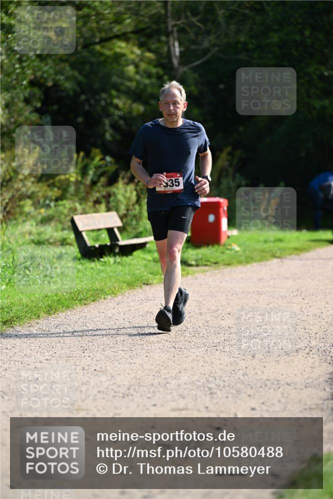 27.09.2026 - 35. Volkslauf durch das schöne Alstertal Dr. Thomas Lammeyer http://msf.ph/oto/10580488 27.09.2026 12:15:58 Laufen 35 meine-sportfotos.de