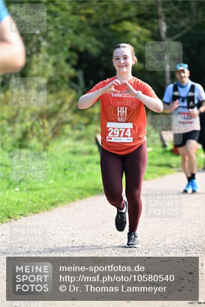 27.09.2026 - 35. Volkslauf durch das schöne Alstertal Dr. Thomas Lammeyer http://msf.ph/oto/10580540 27.09.2026 12:16:17 Laufen 2974 meine-sportfotos.de