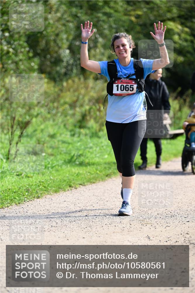 27.09.2026 - 35. Volkslauf durch das schöne Alstertal Dr. Thomas Lammeyer http://msf.ph/oto/10580561 27.09.2026 12:16:25 Laufen 1, 1065 meine-sportfotos.de
