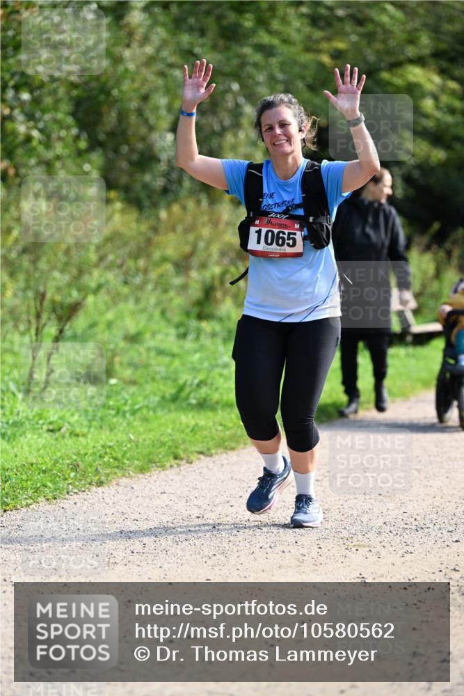 27.09.2026 - 35. Volkslauf durch das schöne Alstertal Dr. Thomas Lammeyer http://msf.ph/oto/10580562 27.09.2026 12:16:26 Laufen 7001, 1065 meine-sportfotos.de