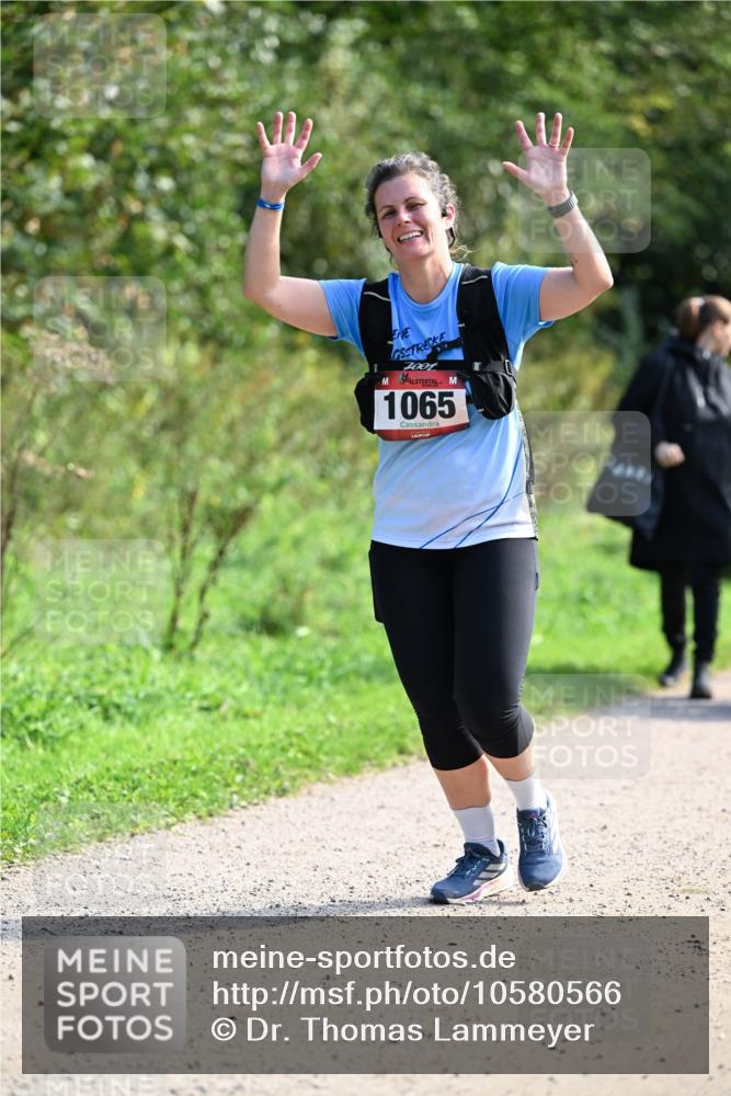 27.09.2026 - 35. Volkslauf durch das schöne Alstertal Dr. Thomas Lammeyer http://msf.ph/oto/10580566 27.09.2026 12:16:26 Laufen 7001, 1065 meine-sportfotos.de