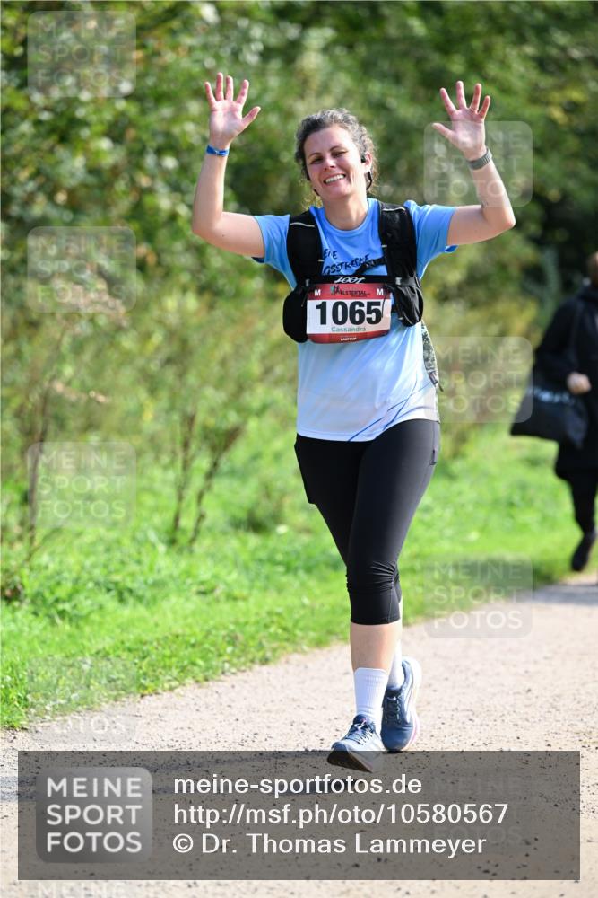 27.09.2026 - 35. Volkslauf durch das schöne Alstertal Dr. Thomas Lammeyer http://msf.ph/oto/10580567 27.09.2026 12:16:26 Laufen 1065 meine-sportfotos.de