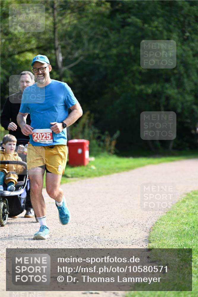 27.09.2026 - 35. Volkslauf durch das schöne Alstertal Dr. Thomas Lammeyer http://msf.ph/oto/10580571 27.09.2026 12:16:29 Laufen 2025 meine-sportfotos.de