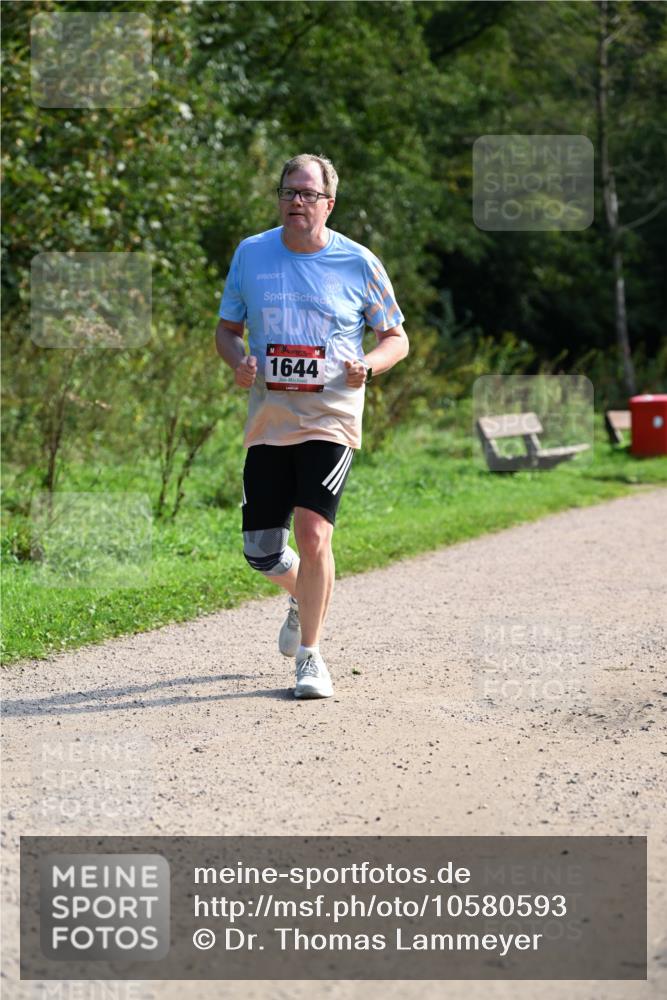 27.09.2026 - 35. Volkslauf durch das schöne Alstertal Dr. Thomas Lammeyer http://msf.ph/oto/10580593 27.09.2026 12:16:47 Laufen 1644 meine-sportfotos.de