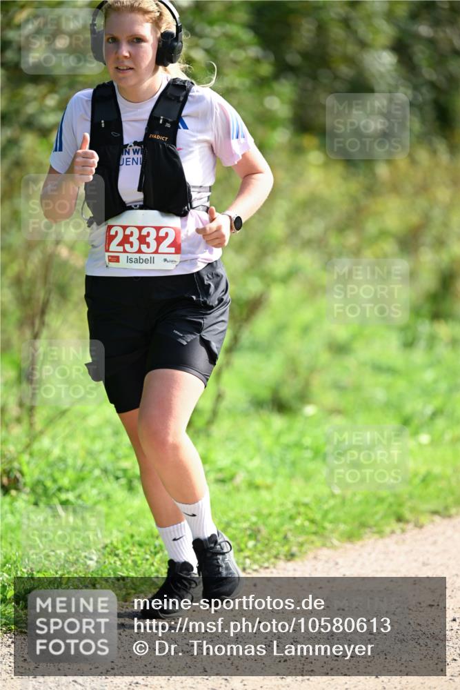 27.09.2026 - 35. Volkslauf durch das schöne Alstertal Dr. Thomas Lammeyer http://msf.ph/oto/10580613 27.09.2026 12:16:57 Laufen 2332 meine-sportfotos.de