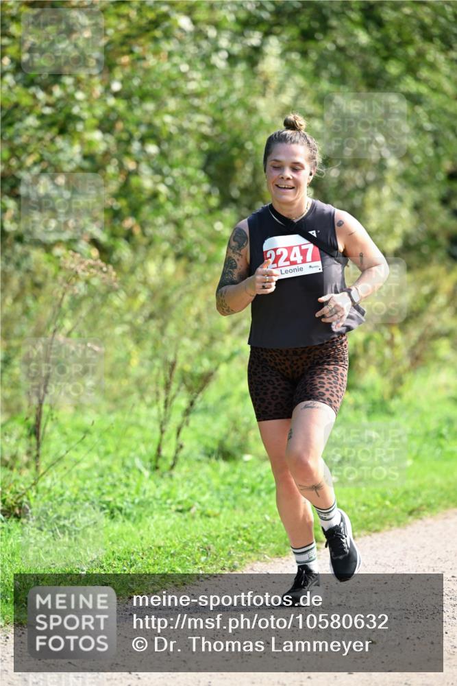 27.09.2026 - 35. Volkslauf durch das schöne Alstertal Dr. Thomas Lammeyer http://msf.ph/oto/10580632 27.09.2026 12:17:10 Laufen 2247 meine-sportfotos.de