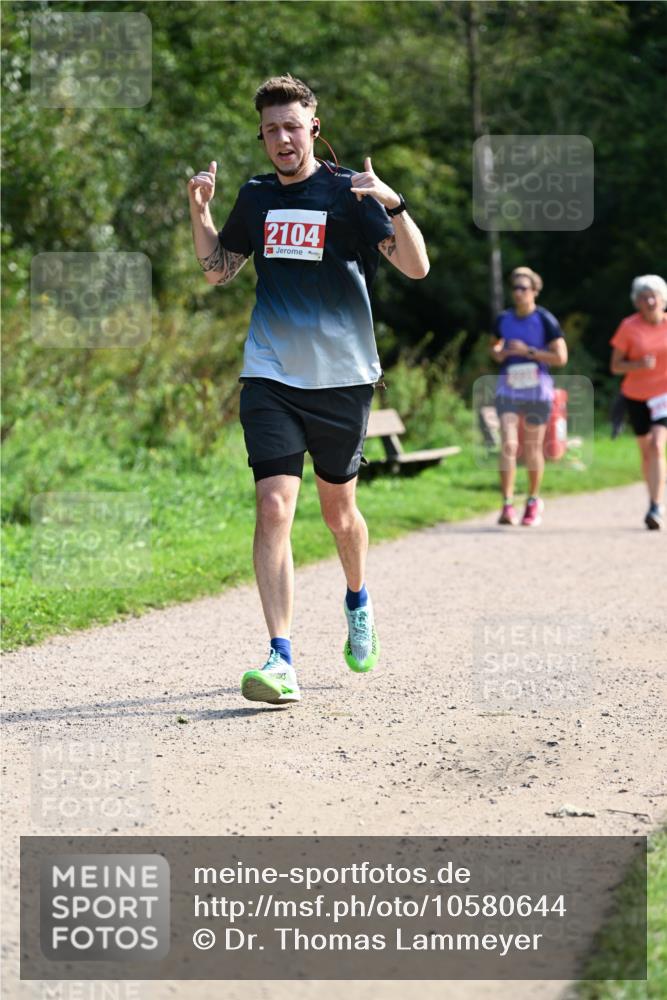 27.09.2026 - 35. Volkslauf durch das schöne Alstertal Dr. Thomas Lammeyer http://msf.ph/oto/10580644 27.09.2026 12:17:32 Laufen 2104 meine-sportfotos.de