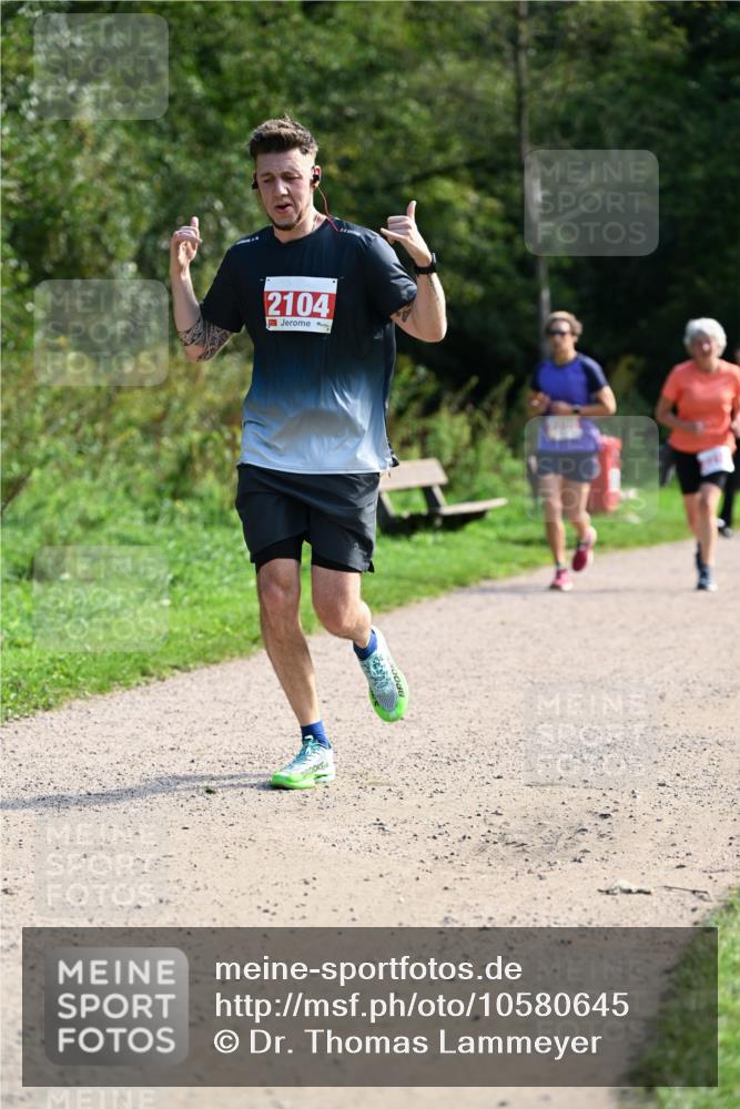27.09.2026 - 35. Volkslauf durch das schöne Alstertal Dr. Thomas Lammeyer http://msf.ph/oto/10580645 27.09.2026 12:17:32 Laufen 2104 meine-sportfotos.de