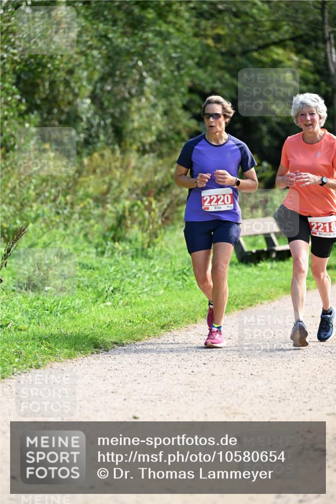 27.09.2026 - 35. Volkslauf durch das schöne Alstertal Dr. Thomas Lammeyer http://msf.ph/oto/10580654 27.09.2026 12:17:34 Laufen 2220, 2218 meine-sportfotos.de