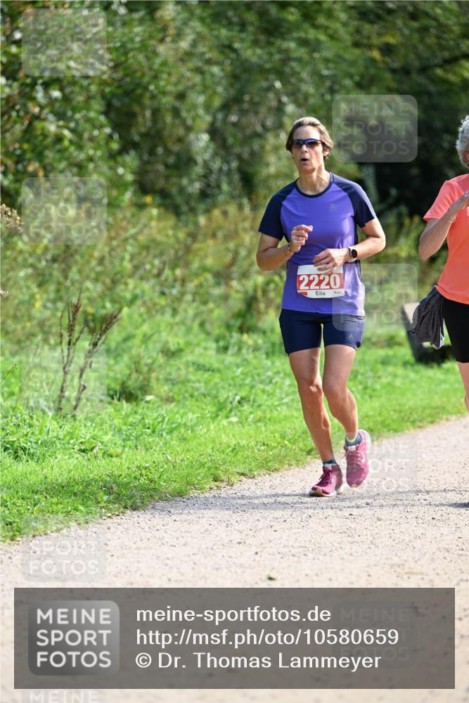 27.09.2026 - 35. Volkslauf durch das schöne Alstertal Dr. Thomas Lammeyer http://msf.ph/oto/10580659 27.09.2026 12:17:35 Laufen 2220 meine-sportfotos.de