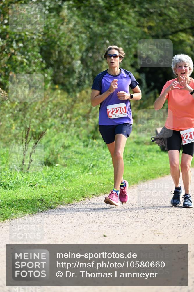 27.09.2026 - 35. Volkslauf durch das schöne Alstertal Dr. Thomas Lammeyer http://msf.ph/oto/10580660 27.09.2026 12:17:35 Laufen 2220, 221 meine-sportfotos.de