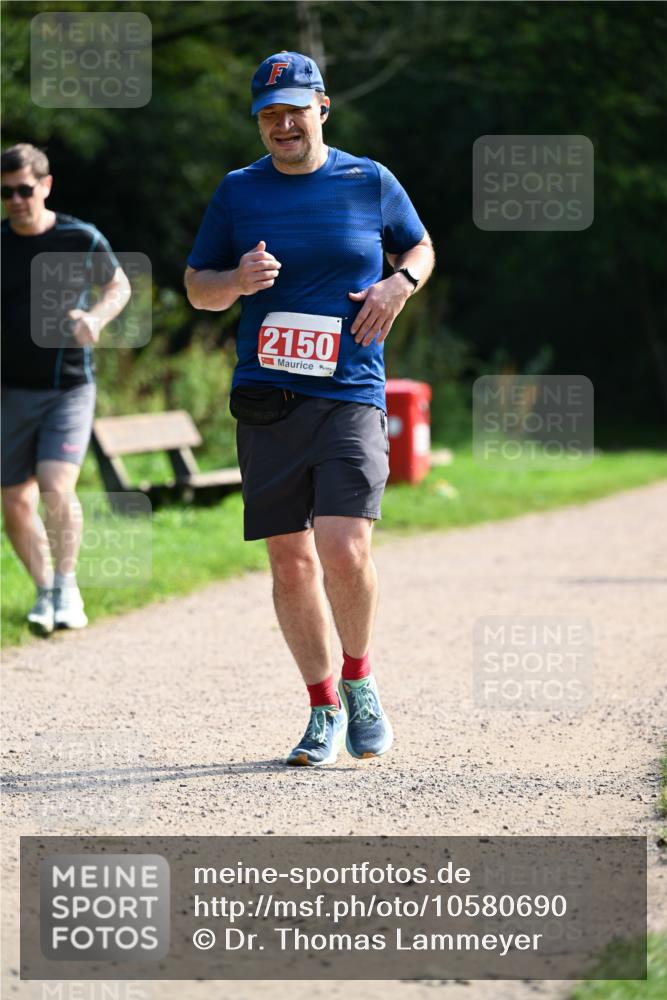 27.09.2026 - 35. Volkslauf durch das schöne Alstertal Dr. Thomas Lammeyer http://msf.ph/oto/10580690 27.09.2026 12:17:52 Laufen 2150 meine-sportfotos.de