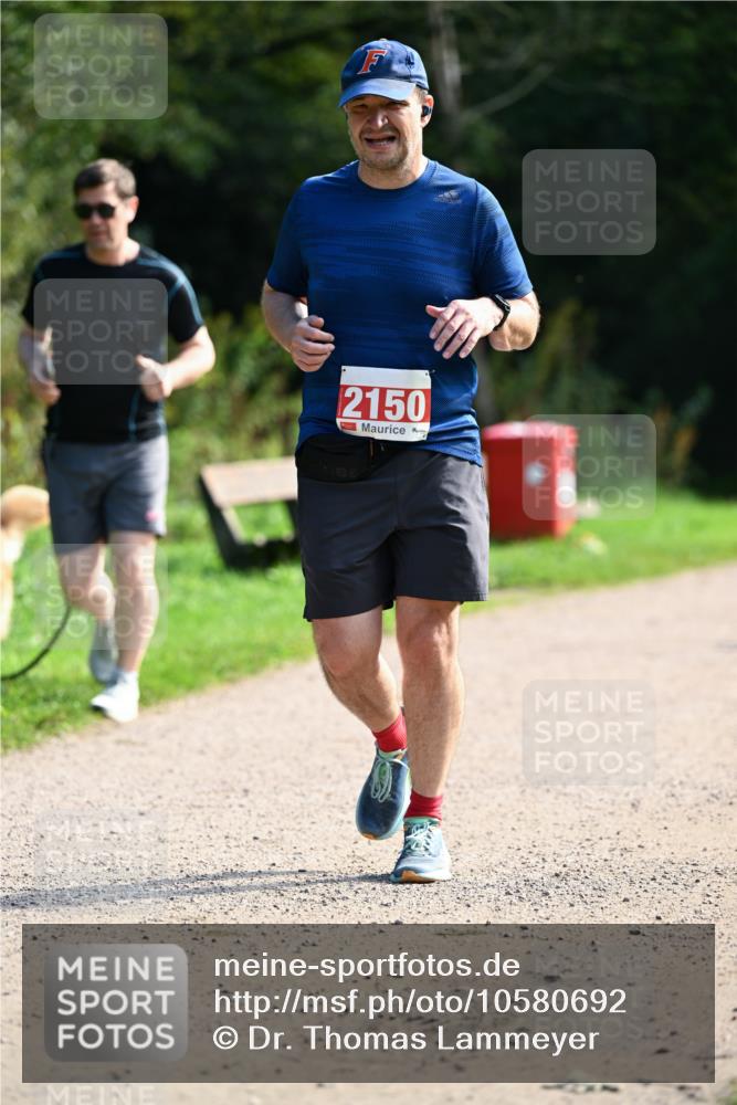 27.09.2026 - 35. Volkslauf durch das schöne Alstertal Dr. Thomas Lammeyer http://msf.ph/oto/10580692 27.09.2026 12:17:52 Laufen 2150 meine-sportfotos.de