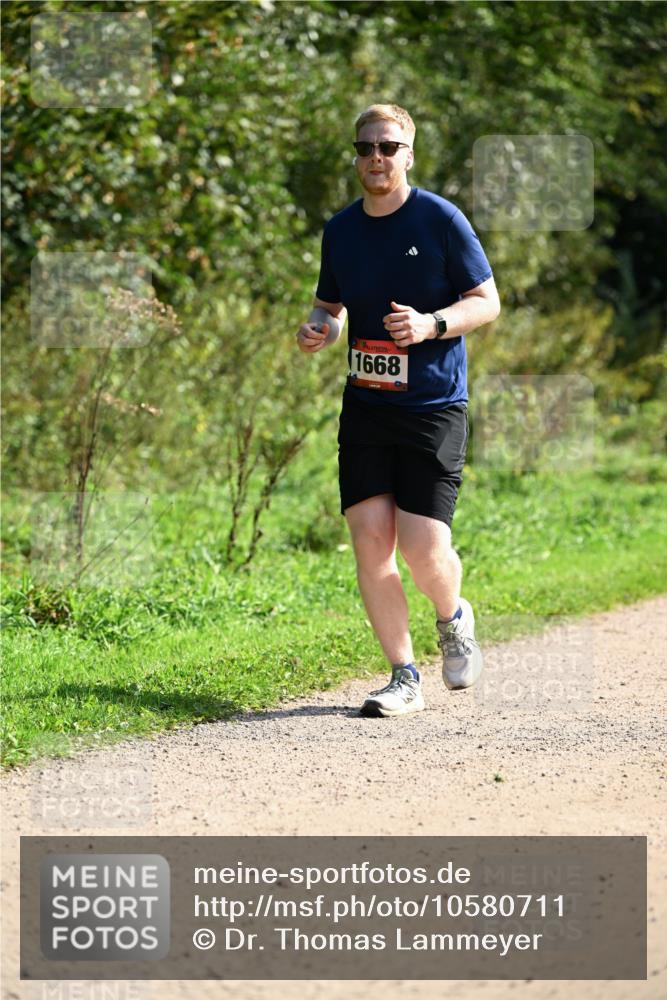 27.09.2026 - 35. Volkslauf durch das schöne Alstertal Dr. Thomas Lammeyer http://msf.ph/oto/10580711 27.09.2026 12:18:04 Laufen 1668 meine-sportfotos.de