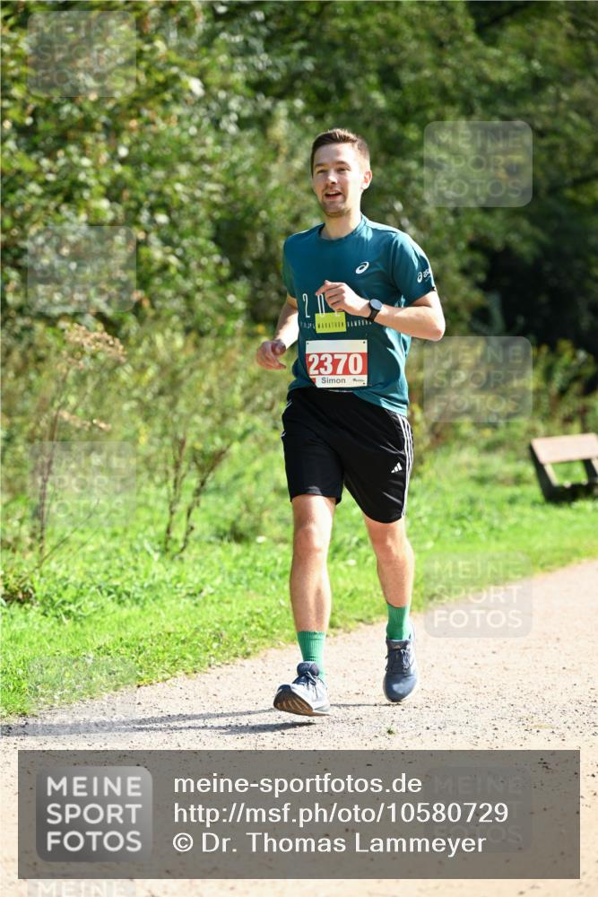 27.09.2026 - 35. Volkslauf durch das schöne Alstertal Dr. Thomas Lammeyer http://msf.ph/oto/10580729 27.09.2026 12:18:13 Laufen 2370 meine-sportfotos.de
