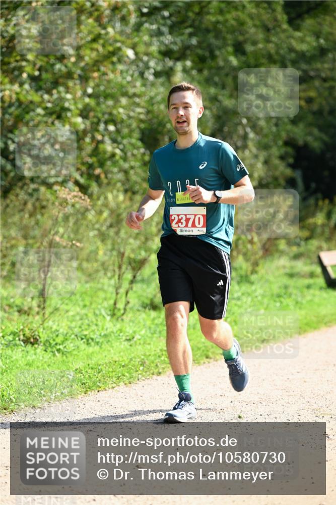 27.09.2026 - 35. Volkslauf durch das schöne Alstertal Dr. Thomas Lammeyer http://msf.ph/oto/10580730 27.09.2026 12:18:13 Laufen 2370 meine-sportfotos.de