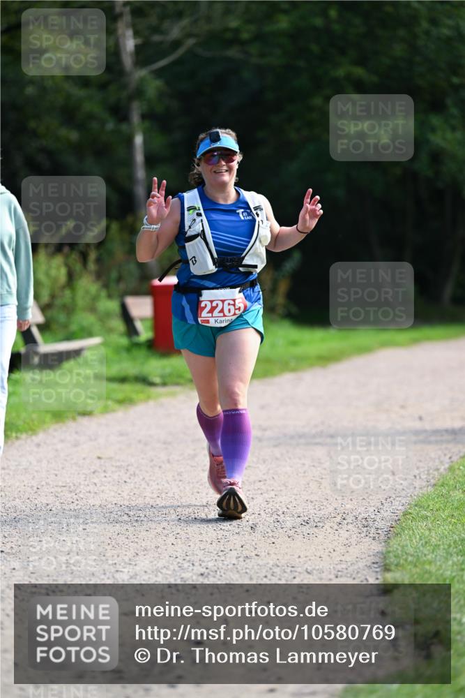27.09.2026 - 35. Volkslauf durch das schöne Alstertal Dr. Thomas Lammeyer http://msf.ph/oto/10580769 27.09.2026 12:18:40 Laufen 2265 meine-sportfotos.de