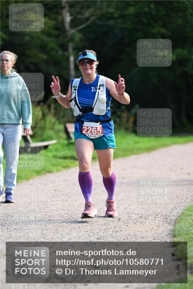 27.09.2026 - 35. Volkslauf durch das schöne Alstertal Dr. Thomas Lammeyer http://msf.ph/oto/10580771 27.09.2026 12:18:41 Laufen 2265 meine-sportfotos.de