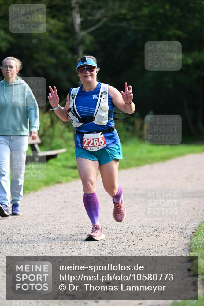 27.09.2026 - 35. Volkslauf durch das schöne Alstertal Dr. Thomas Lammeyer http://msf.ph/oto/10580773 27.09.2026 12:18:41 Laufen 2265 meine-sportfotos.de
