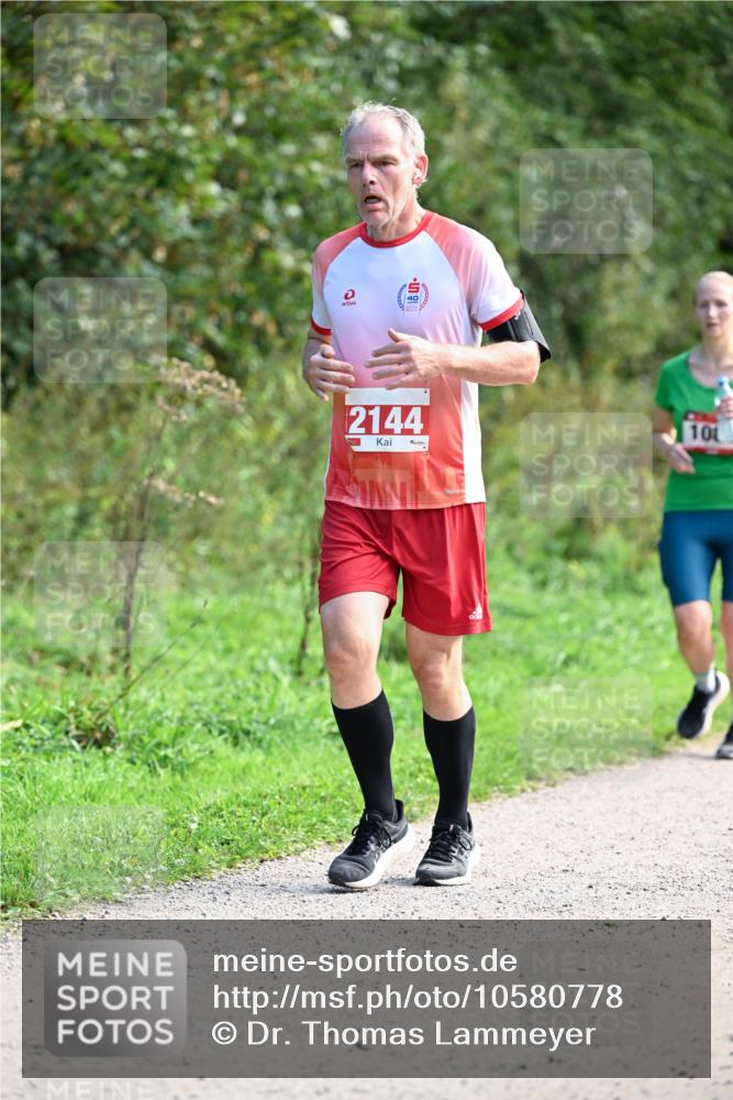 27.09.2026 - 35. Volkslauf durch das schöne Alstertal Dr. Thomas Lammeyer http://msf.ph/oto/10580778 27.09.2026 12:18:57 Laufen 2144, 10 meine-sportfotos.de