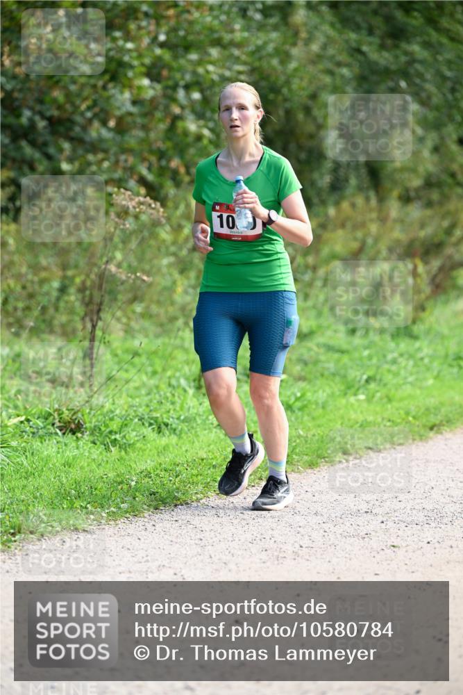 27.09.2026 - 35. Volkslauf durch das schöne Alstertal Dr. Thomas Lammeyer http://msf.ph/oto/10580784 27.09.2026 12:18:59 Laufen 10 meine-sportfotos.de