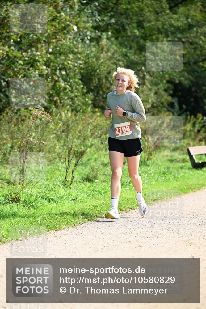 27.09.2026 - 35. Volkslauf durch das schöne Alstertal Dr. Thomas Lammeyer http://msf.ph/oto/10580829 27.09.2026 12:20:08 Laufen 2108 meine-sportfotos.de