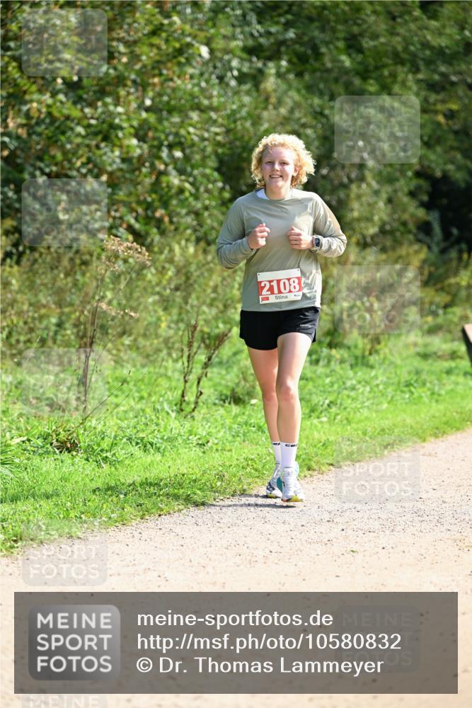 27.09.2026 - 35. Volkslauf durch das schöne Alstertal Dr. Thomas Lammeyer http://msf.ph/oto/10580832 27.09.2026 12:20:08 Laufen 2108 meine-sportfotos.de